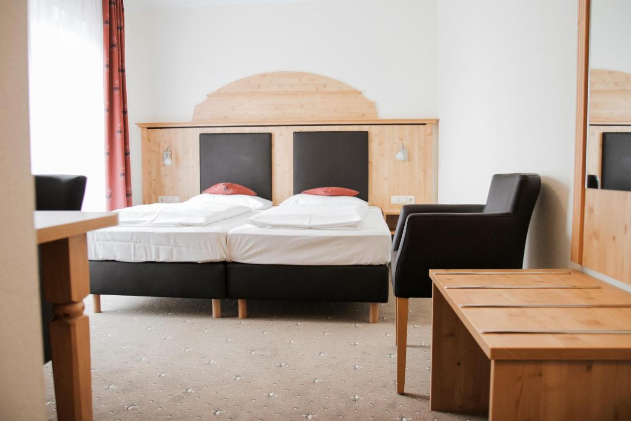 Hotel Wolfringmuehle Fensterbach Екстер'єр фото