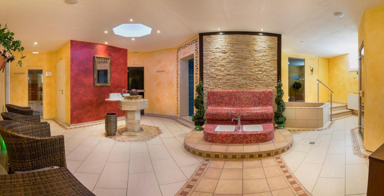 Hotel Wolfringmuehle Fensterbach Екстер'єр фото