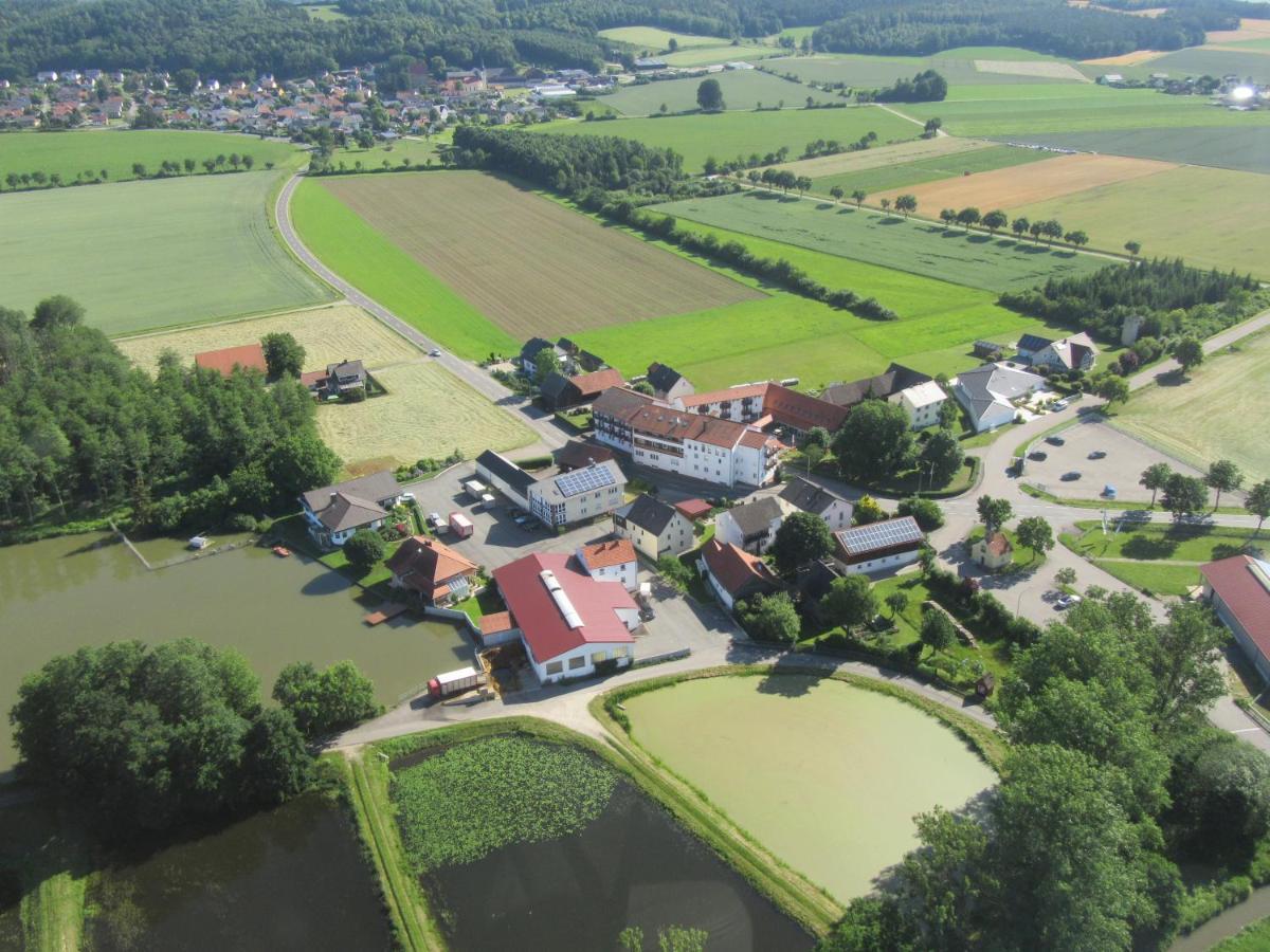 Hotel Wolfringmuehle Fensterbach Екстер'єр фото