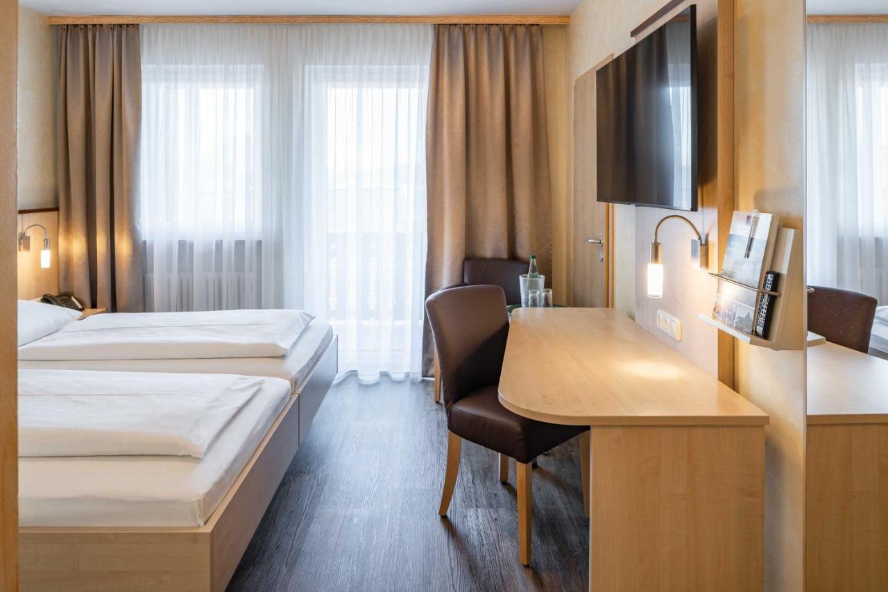 Hotel Wolfringmuehle Fensterbach Екстер'єр фото
