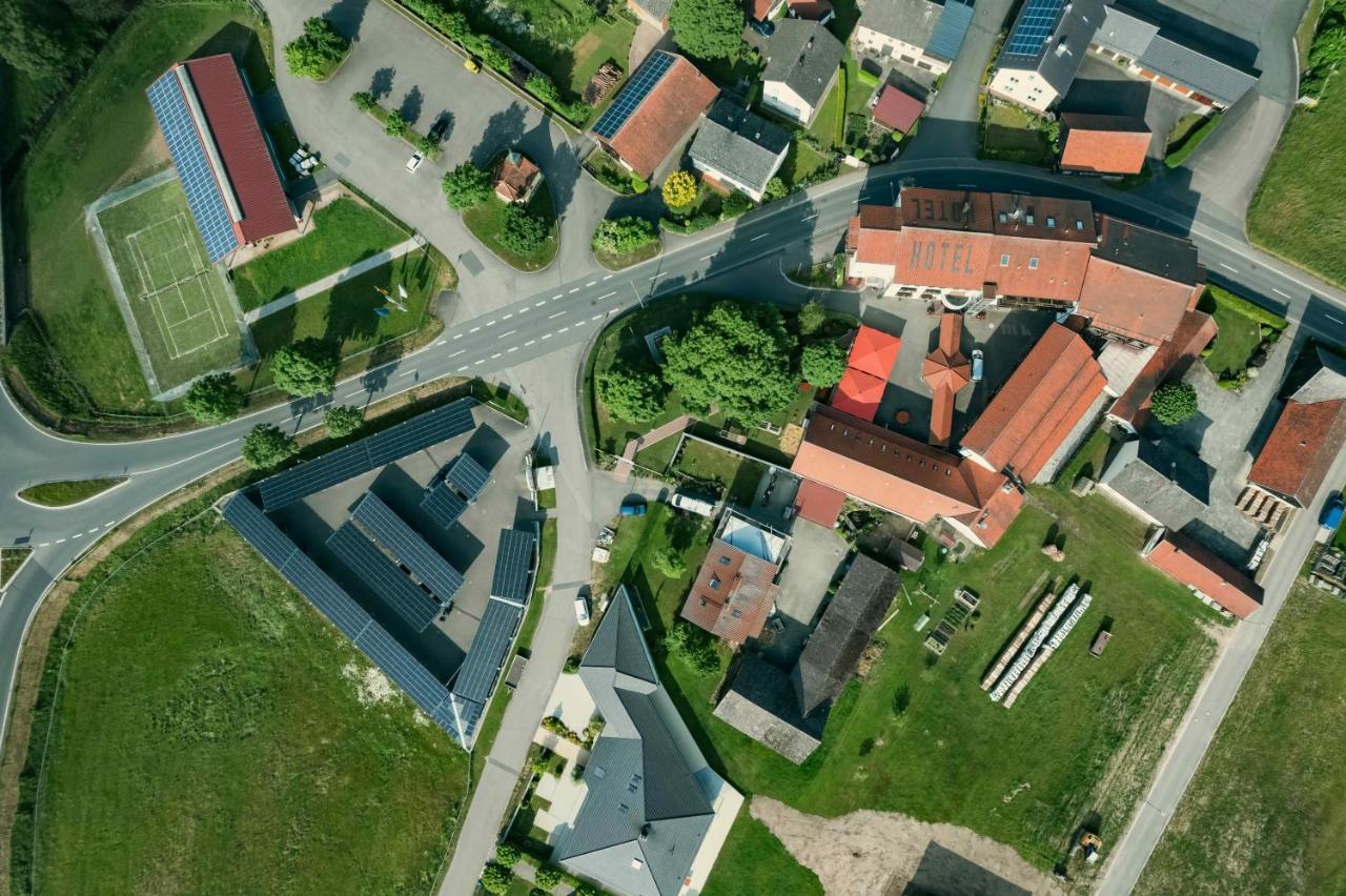 Hotel Wolfringmuehle Fensterbach Екстер'єр фото