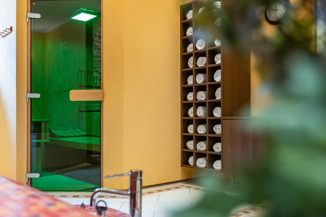 Hotel Wolfringmuehle Fensterbach Екстер'єр фото